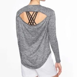 Athleta Breezy Striped Long Sleeve Athletic Shirt Navy White Petite Small